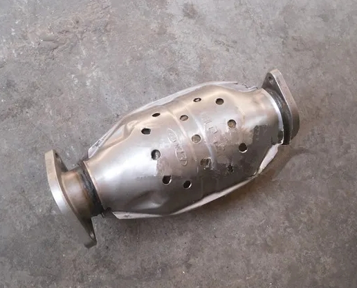 三元催化器鉑碳催化劑回收：節(jié)約資源，共創(chuàng)美好明天