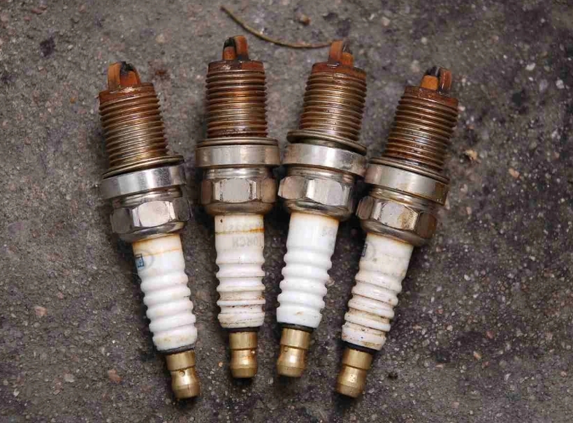 普潤貿易回收含銥合金火花塞廢料及不同材質火花塞性能說明